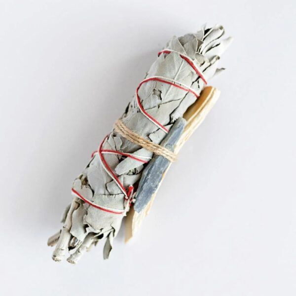 WHITE SAGE SMUDGE STICK BUNDLE WITH PALO SANTO AND BLUE KYANITE CRYSTAL, TRADITIONAL CLEANSING KIT - Image 2