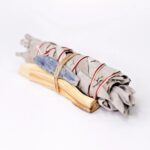 WHITE SAGE SMUDGE STICK BUNDLE WITH PALO SANTO AND BLUE KYANITE CRYSTAL, TRADITIONAL CLEANSING KIT