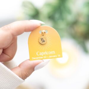 CAPRICORN GOLD TONE ZODIAC SIGN CHARM