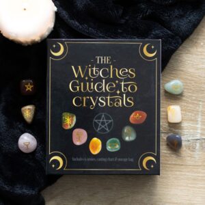 THE WITCHES GUIDE TO CRYSTALS GIFT SET