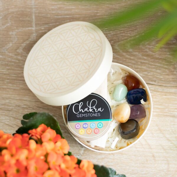 CHAKRA GEMSTONE CRYSTAL GIFT SET - Image 2