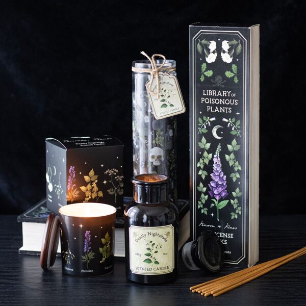 DEADLY NIGHTSHADE CANDLE - Image 5